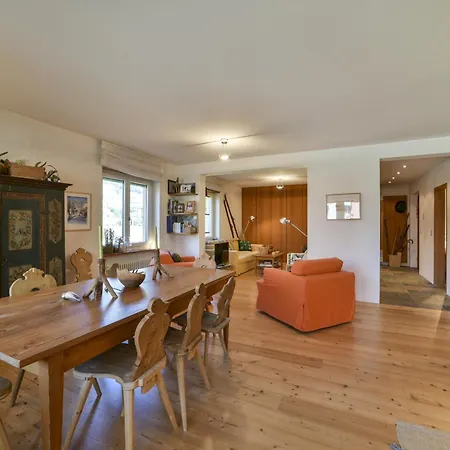 Chesa Daniela B1 - Апартаменти