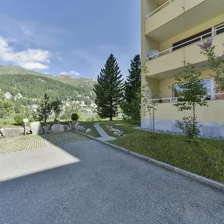 Apartman Chesa Daniela B1 - *