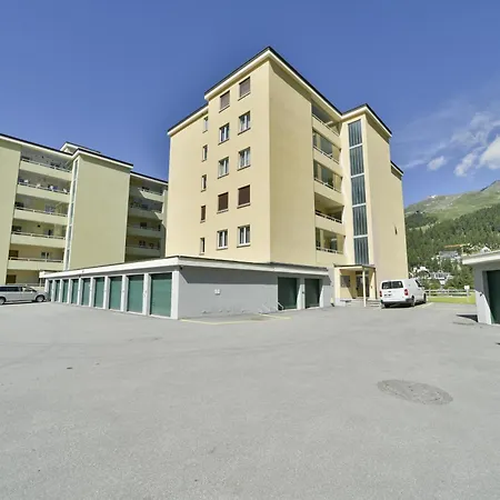 Apartman Chesa Daniela B1 - *
